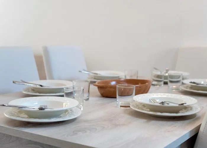 Nuova A 200 Mt Dalla Tatil Evi
